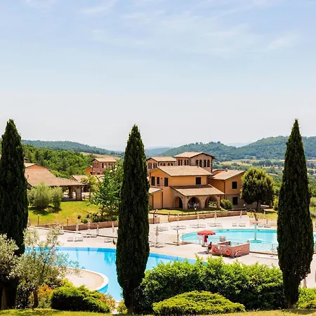 With Swimming Pool Immersed In The Typical Tuscan Countryside Just 5 Minutes From Massa Marittima *