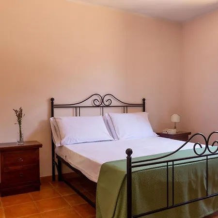 With Swimming Pool Immersed In The Typical Tuscan Countryside Just 5 Minutes From Massa Marittima Aparthotel *